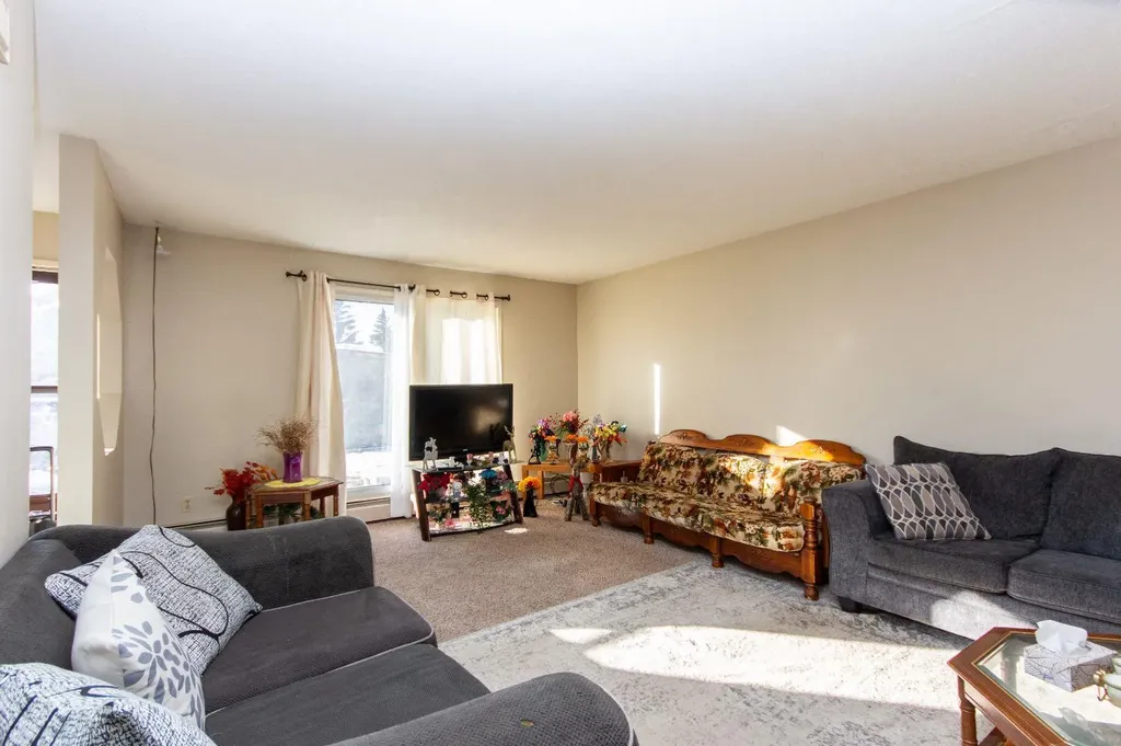19 Gibson Close Red Deer AB T4P 2Z3