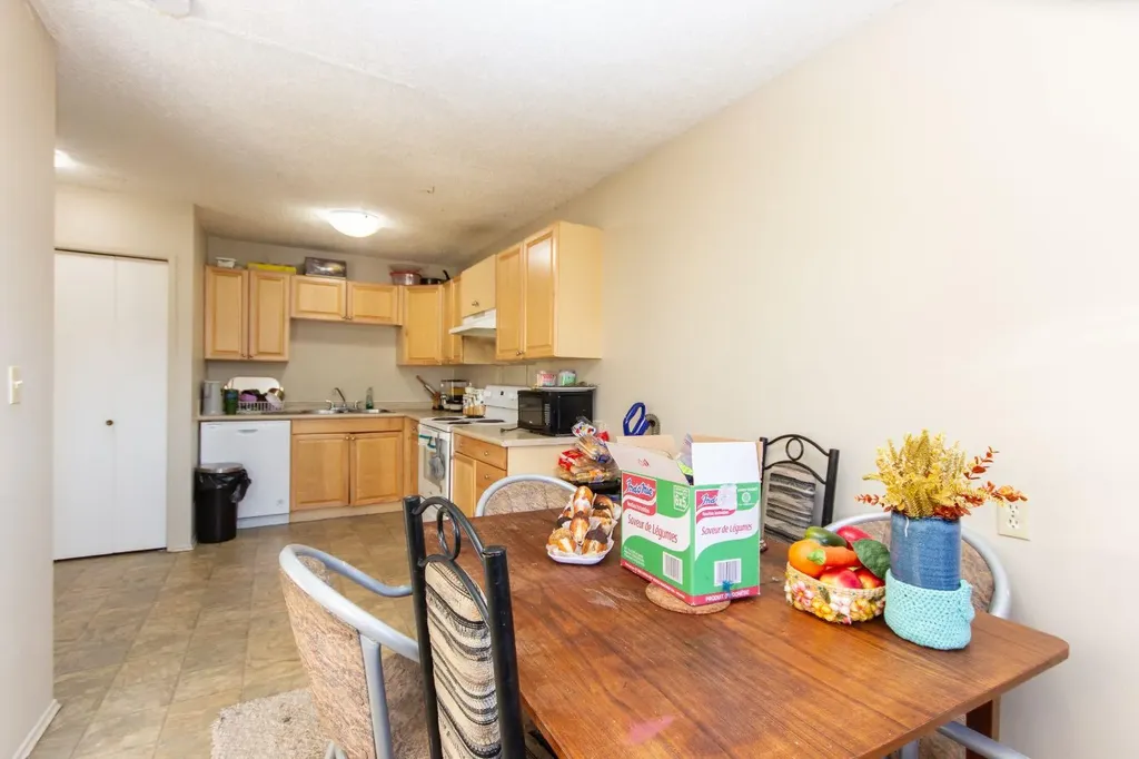 19 Gibson Close Red Deer AB T4P 2Z3
