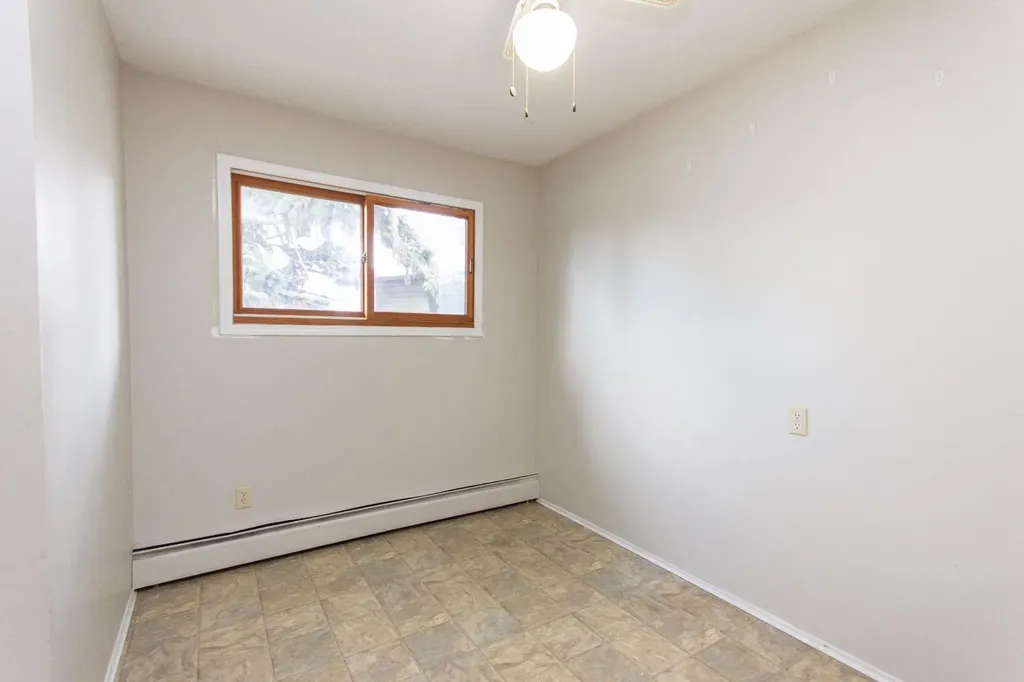 19 Gibson Close Red Deer AB T4P 2Z3