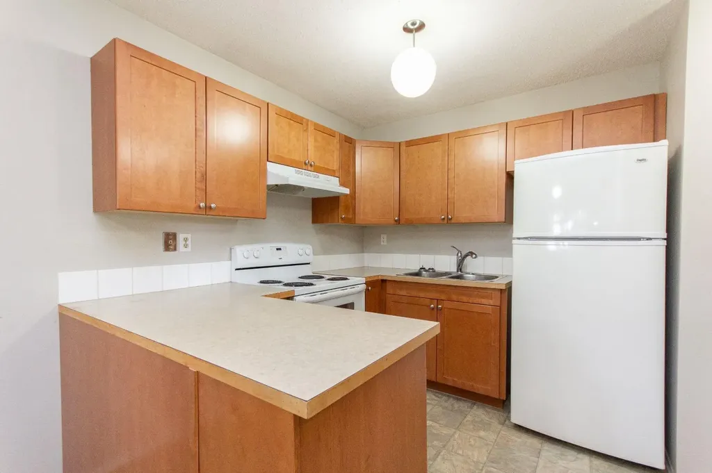 19 Gibson Close Red Deer AB T4P 2Z3