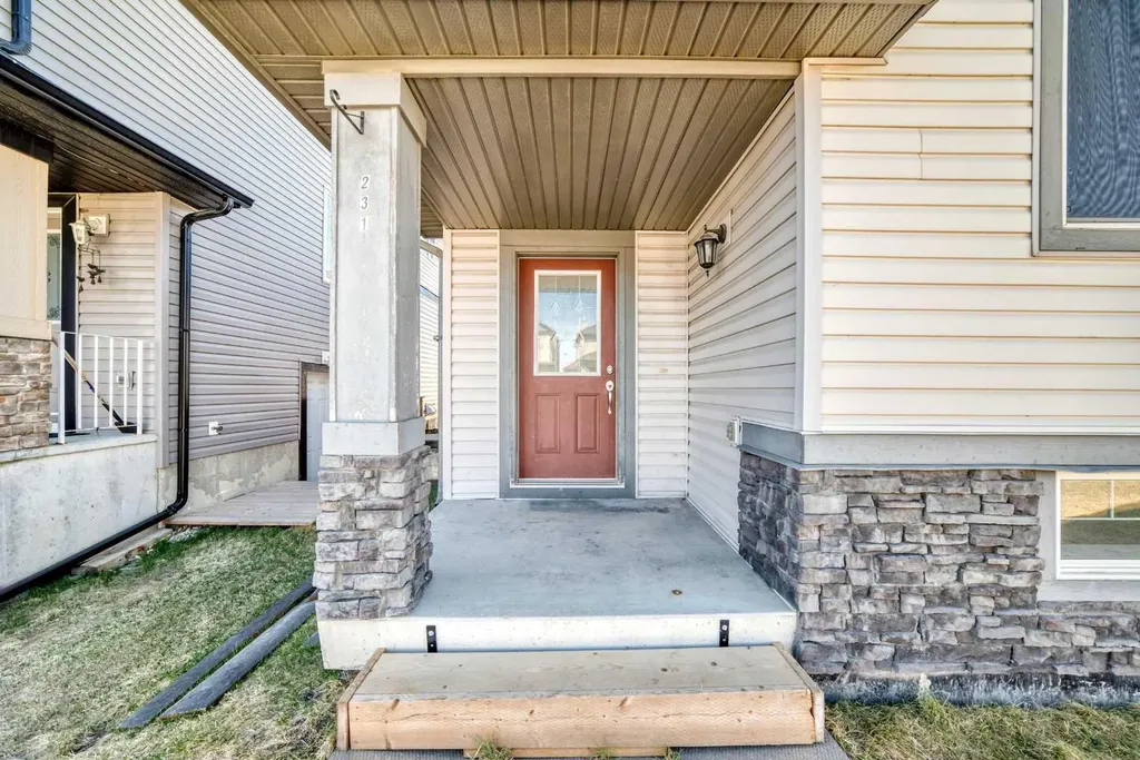231 Saddlebrook Way NE Calgary AB T3J 0B5