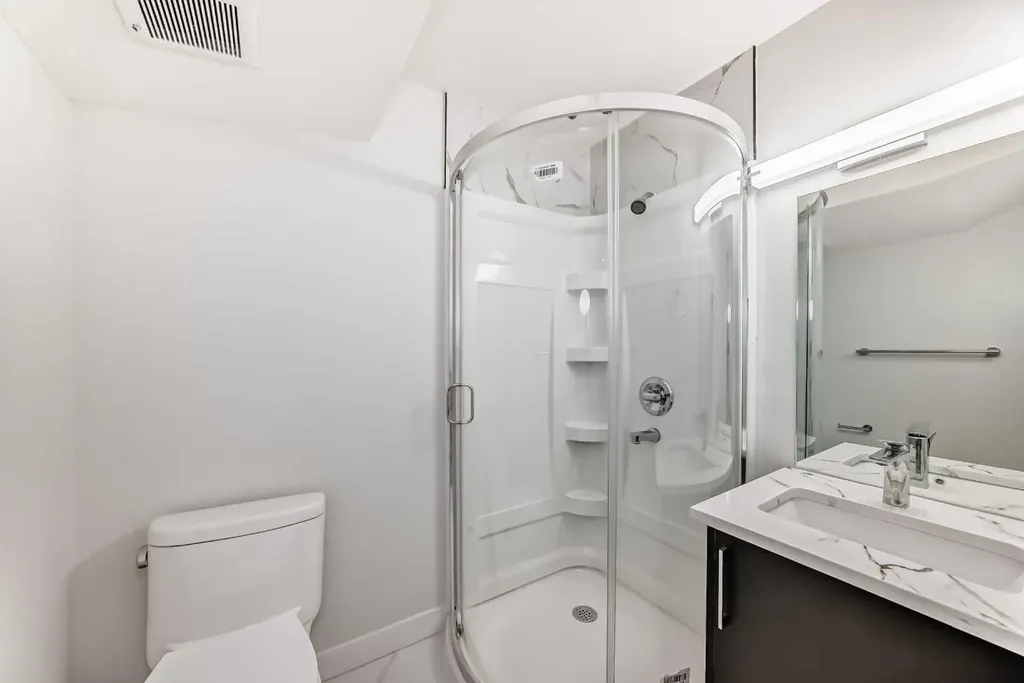231 Saddlebrook Way NE Calgary AB T3J 0B5