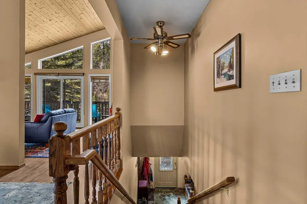 1054 Evergreen Circle Canmore AB T1W 3H5