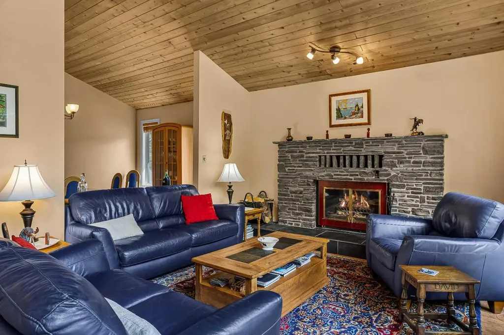 1054 Evergreen Circle Canmore AB T1W 3H5