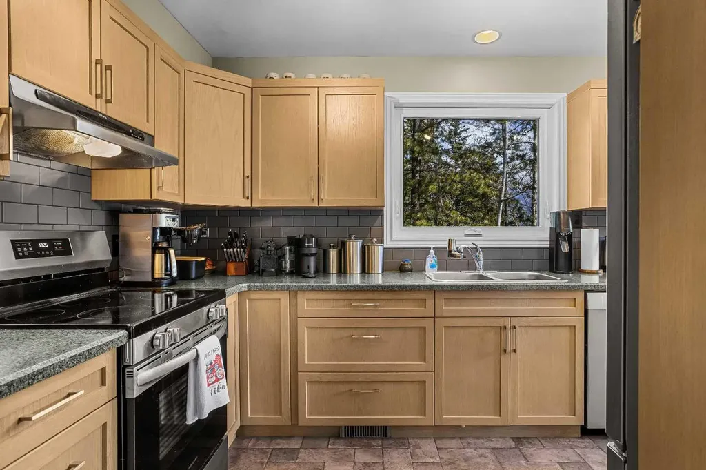 1054 Evergreen Circle Canmore AB T1W 3H5