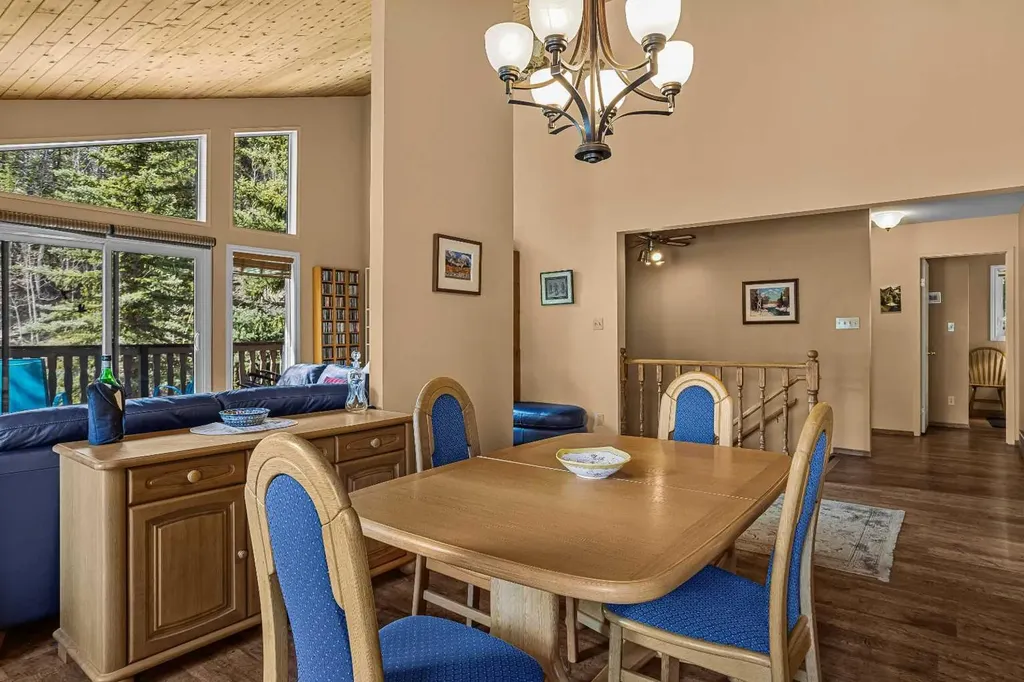 1054 Evergreen Circle Canmore AB T1W 3H5