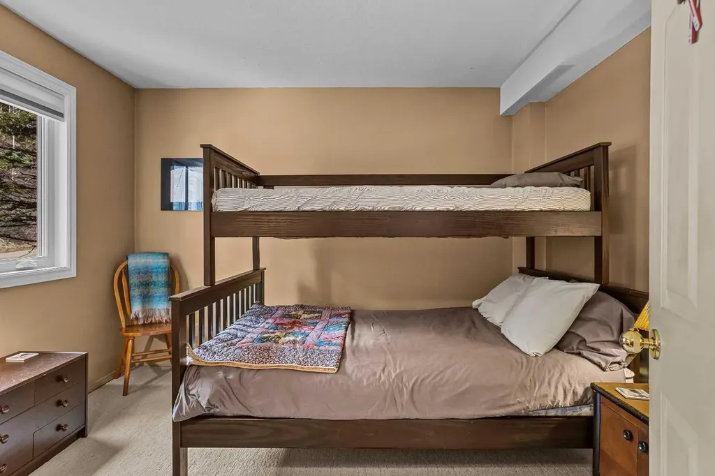 1054 Evergreen Circle Canmore AB T1W 3H5