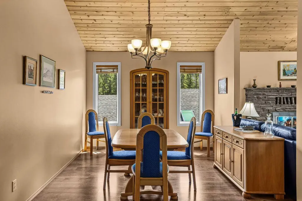1054 Evergreen Circle Canmore AB T1W 3H5