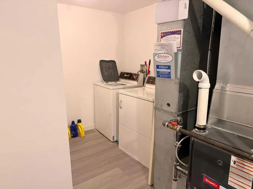 7212 Sierra Morena Boulevard SW Calgary AB T3H 3G5