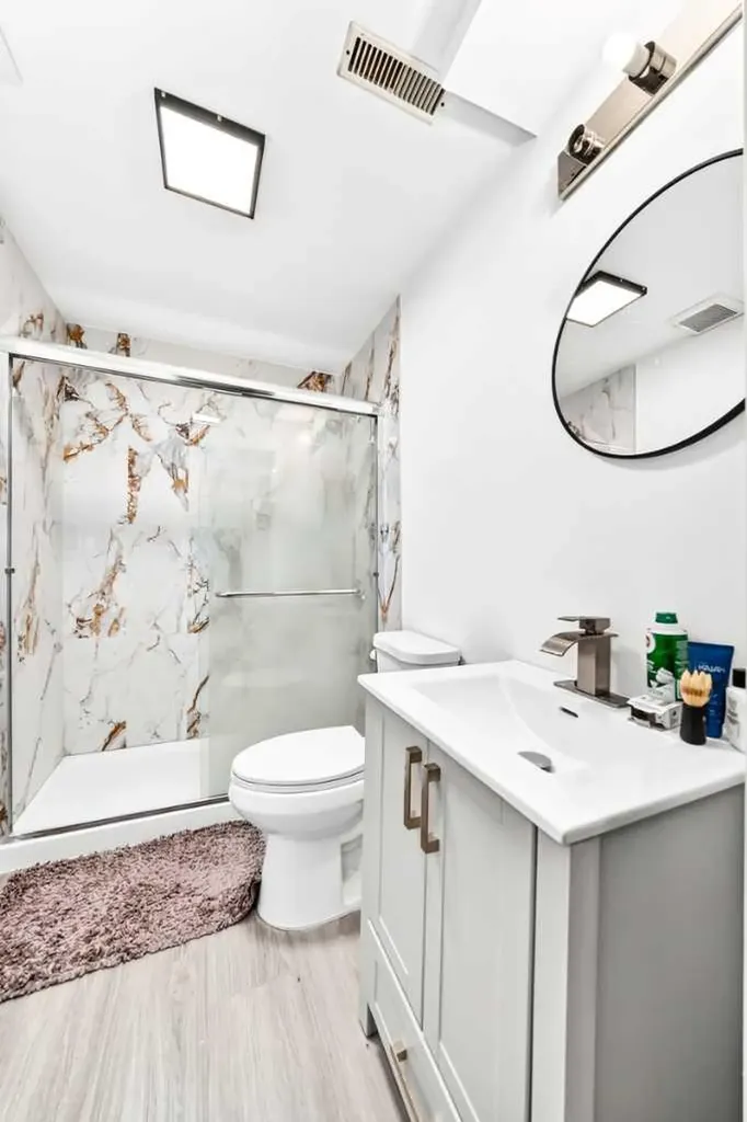 7212 Sierra Morena Boulevard SW Calgary AB T3H 3G5