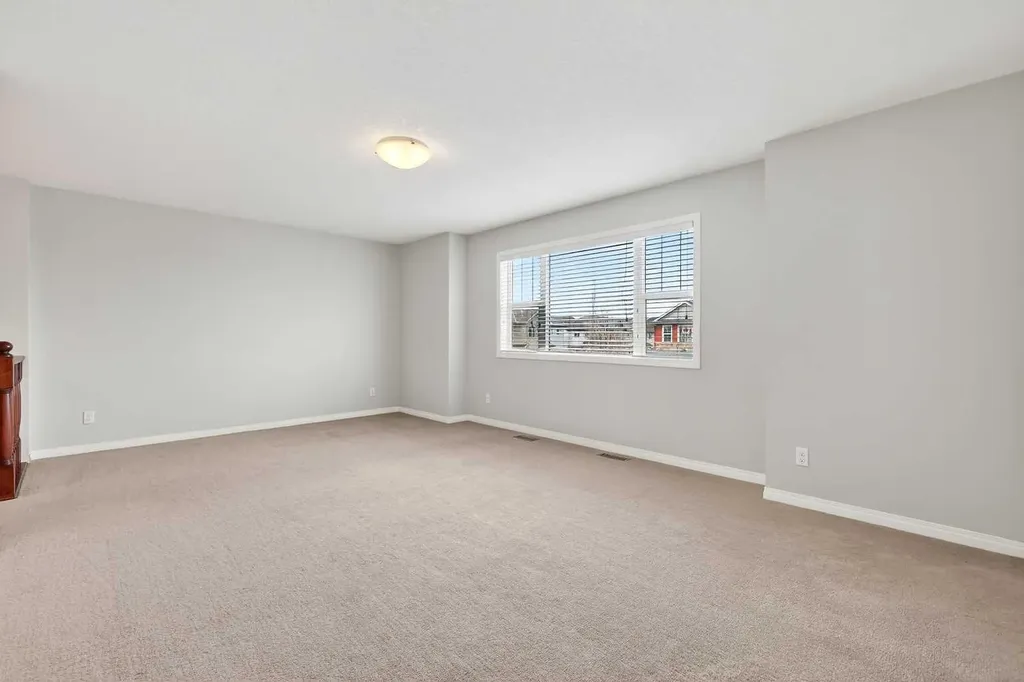 38 Silverado Skies Crescent Calgary AB T2X0J5