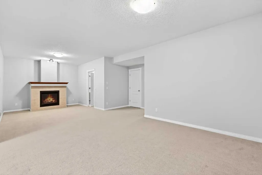 38 Silverado Skies Crescent Calgary AB T2X0J5