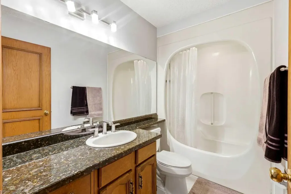 149 Edgehill Drive NW Calgary AB T3A 2W5