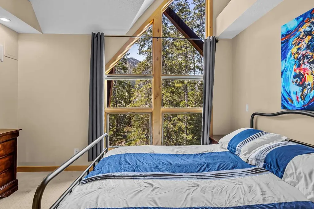 2100A Stewart Creek Drive Canmore AB T1W 0G3