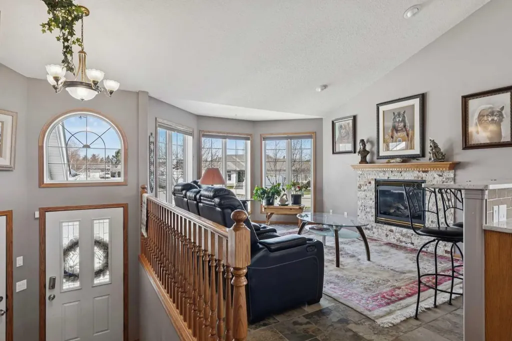 28 Westpoint Drive Didsbury AB T0M 0W0