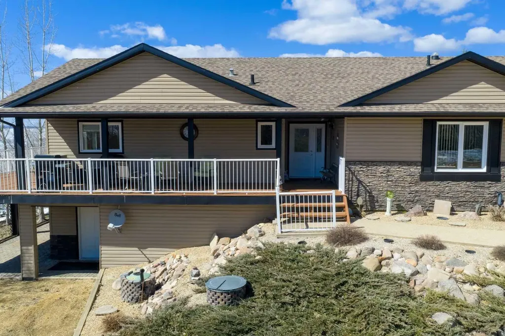2987 Calling Lake Drive Calling Lake AB T9S 0A8