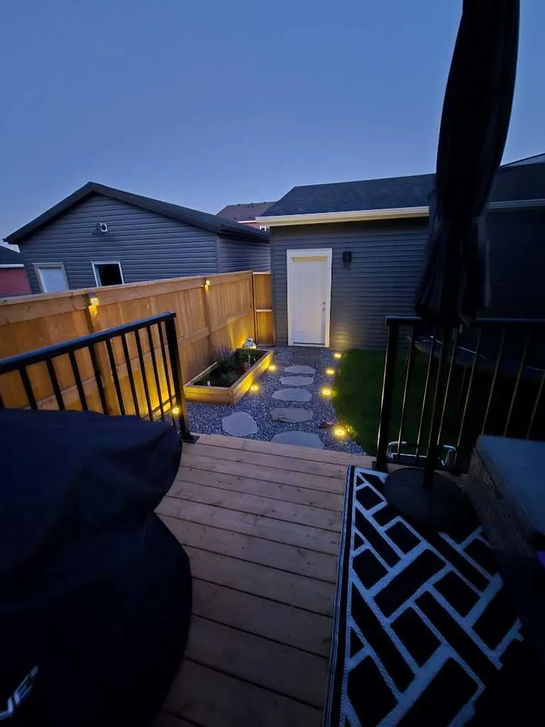 125 Emberside Hollow Cochrane AB T4C3E1