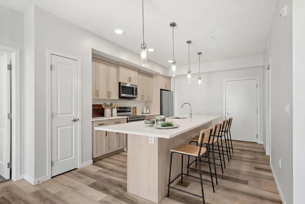 33 Carringham Gate NW Calgary AB T3P2H6