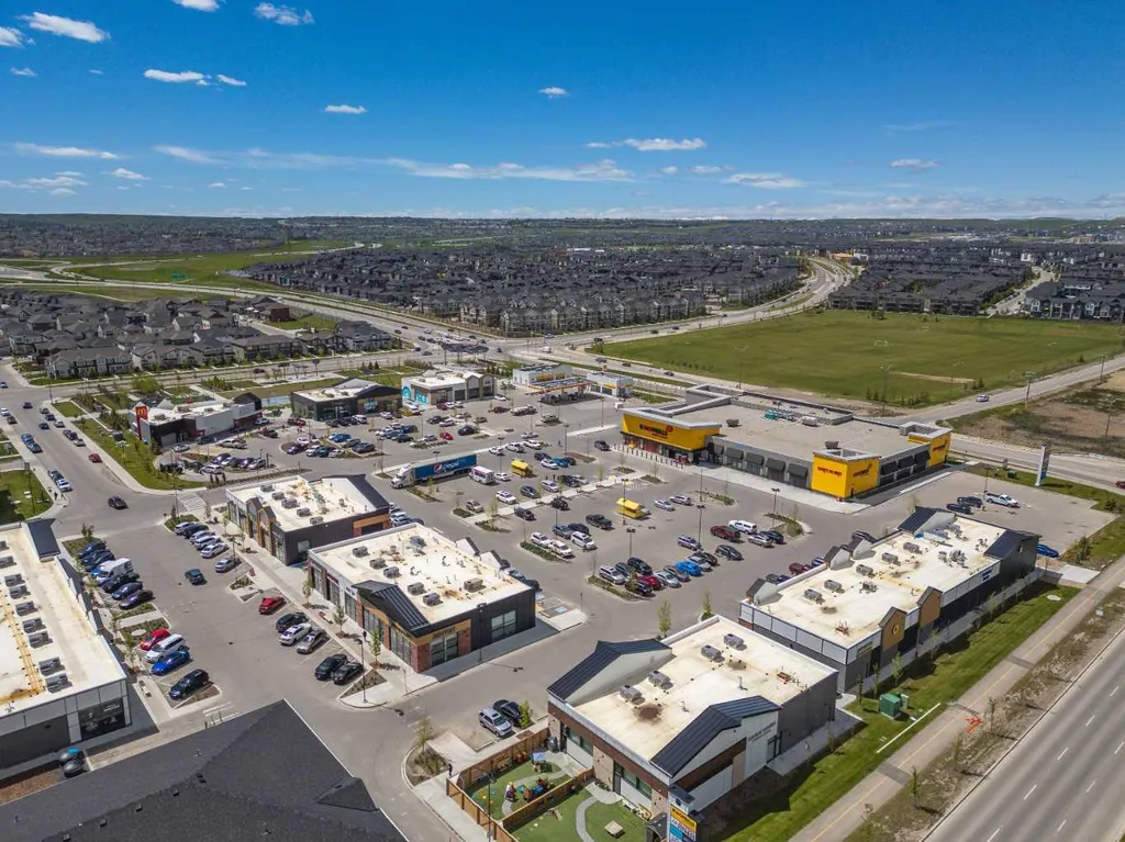 33 Carringham Gate NW Calgary AB T3P2H6