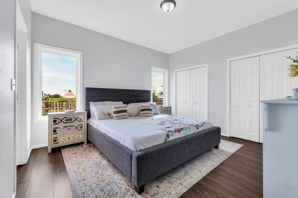 539 East Lakeview Place Chestermere AB T1X 0A3