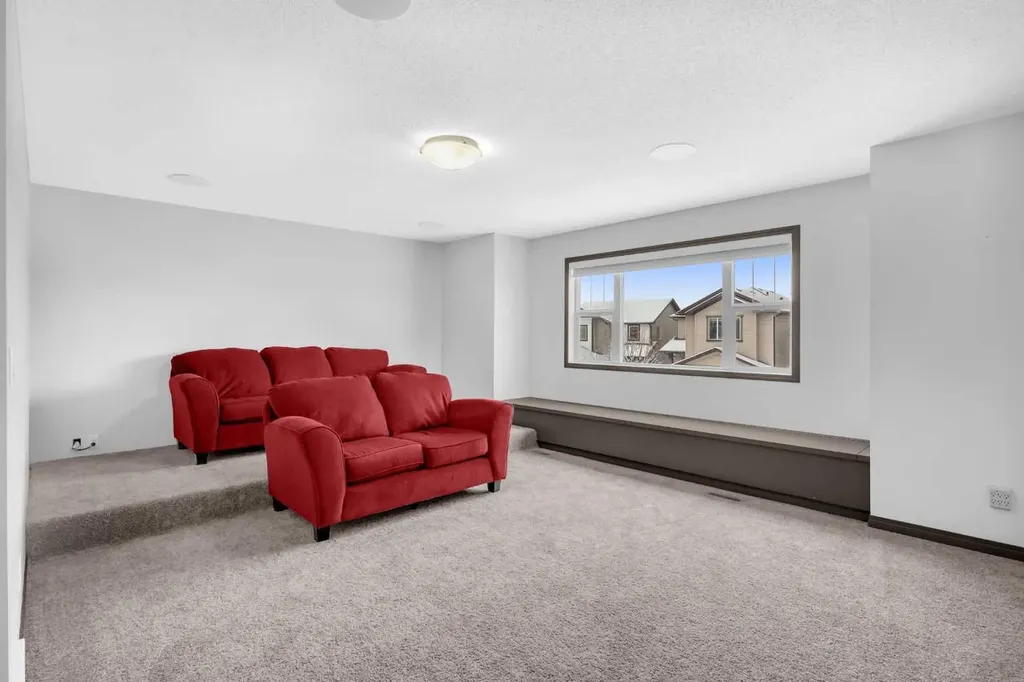 1121 Kingston Crescent SE Airdrie AB T4A0G1