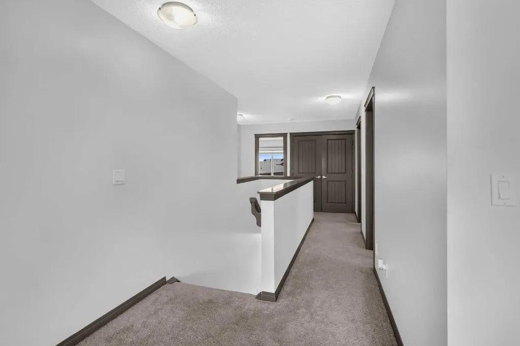 1121 Kingston Crescent SE Airdrie AB T4A0G1
