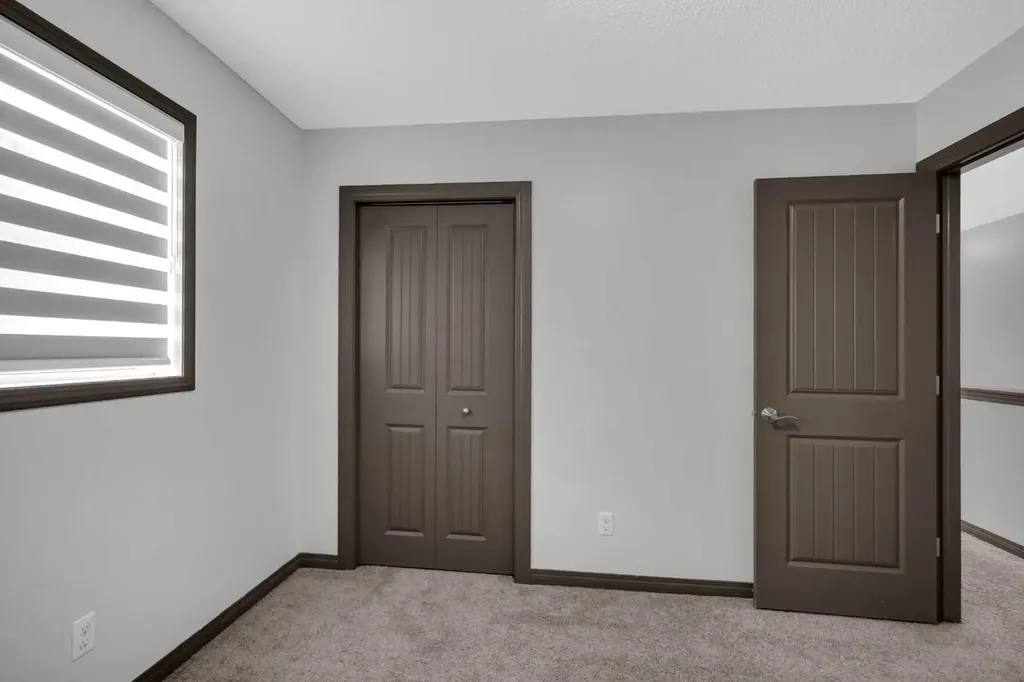 1121 Kingston Crescent SE Airdrie AB T4A0G1
