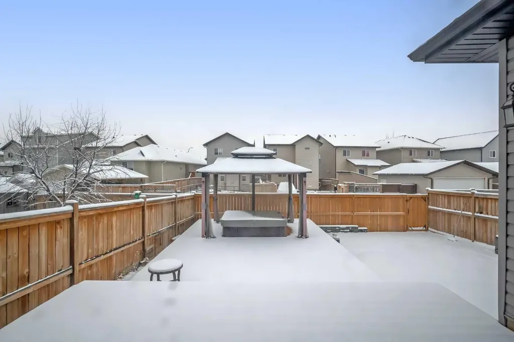 1121 Kingston Crescent SE Airdrie AB T4A0G1