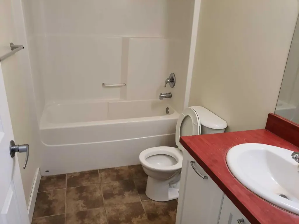 3820 Brentwood Road NW Calgary AB T2L 2L5