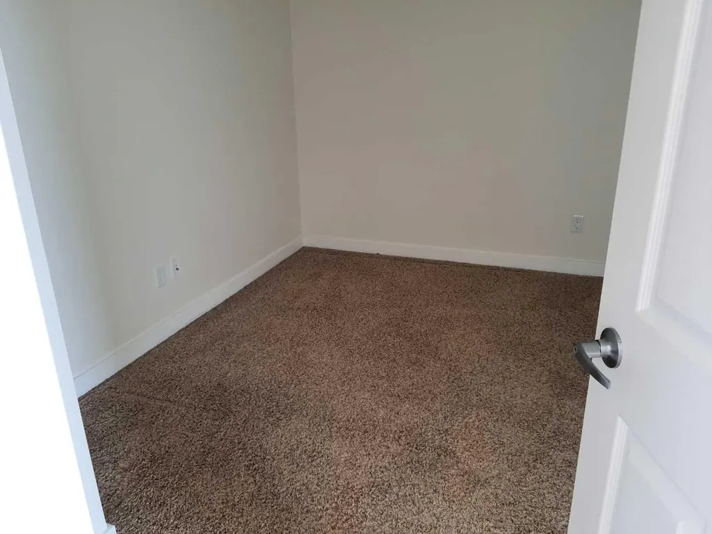 3820 Brentwood Road NW Calgary AB T2L 2L5