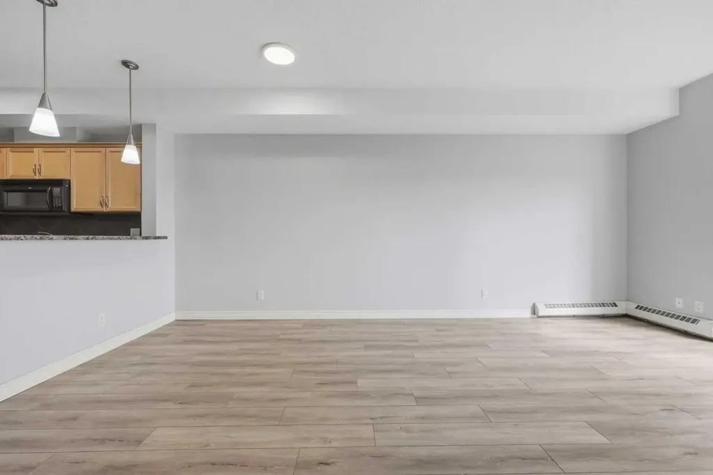 60 Royal Oak Plaza NW Calgary AB T3G 0A7