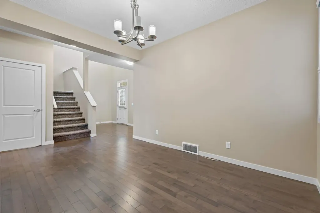30 Redstone Parade NE Calgary AB T3N 0J7