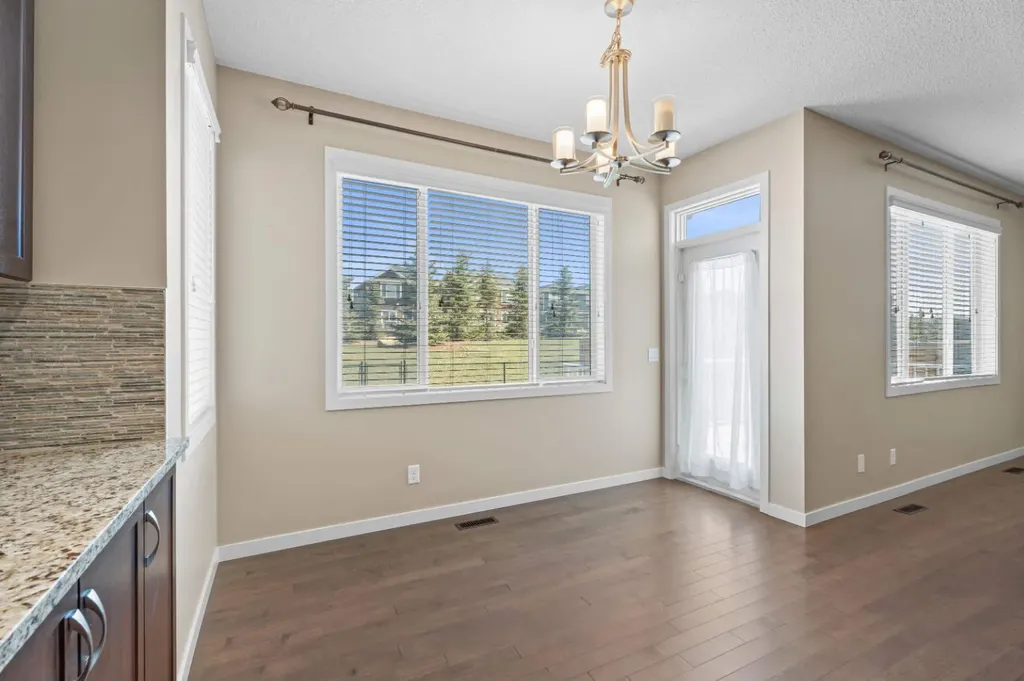30 Redstone Parade NE Calgary AB T3N 0J7