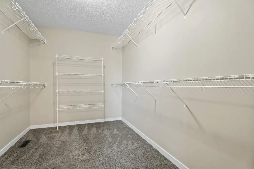 30 Redstone Parade NE Calgary AB T3N 0J7