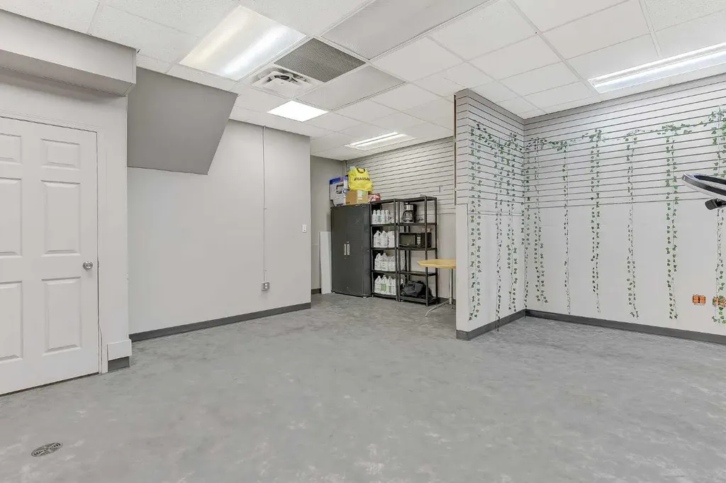 9802 97 Avenue Grande Prairie AB T8V 7K2