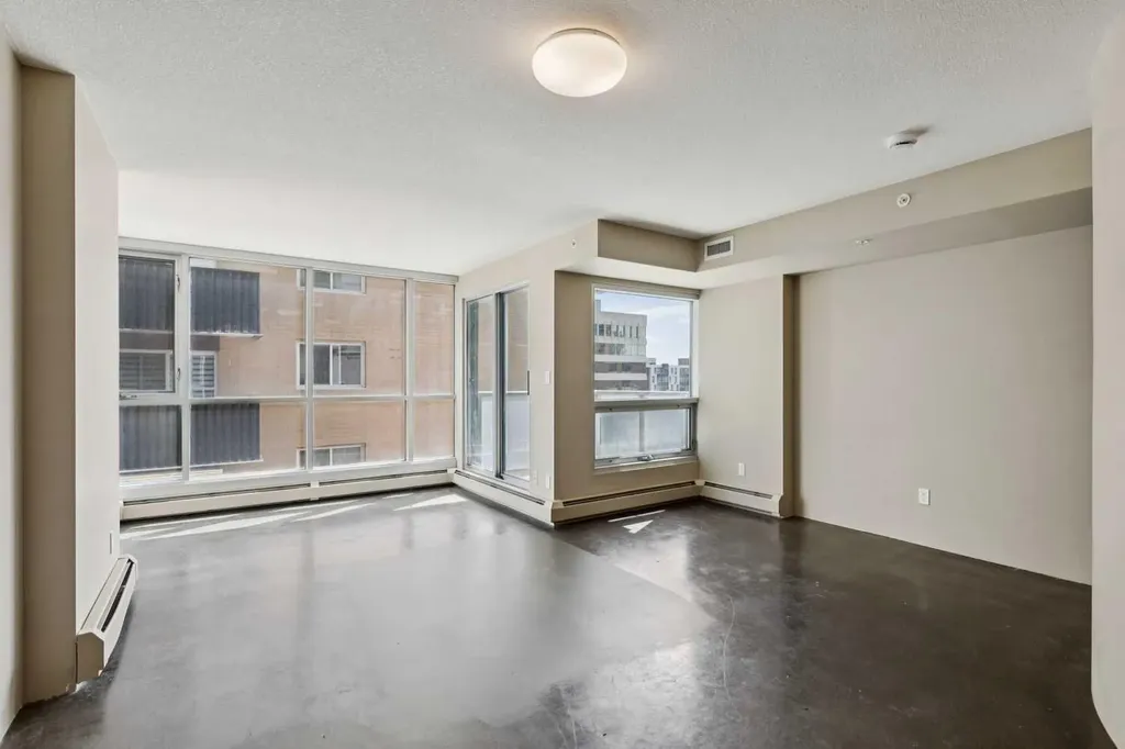 188 15 Avenue SW Calgary AB T2R 1S4