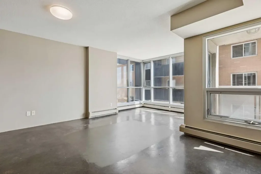 188 15 Avenue SW Calgary AB T2R 1S4