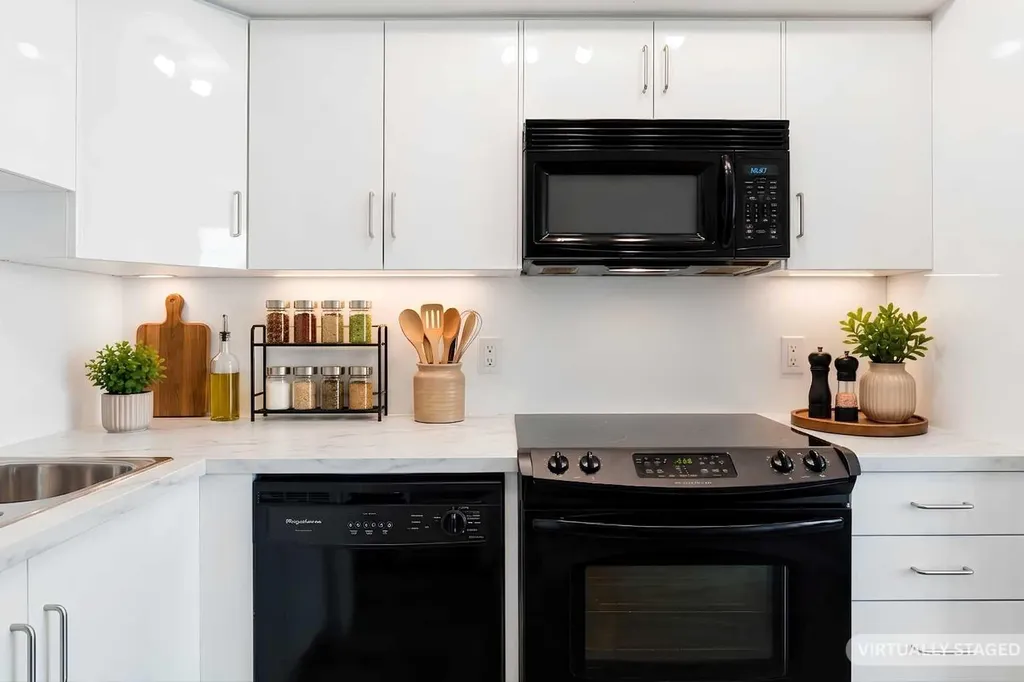 188 15 Avenue SW Calgary AB T2R 1S4