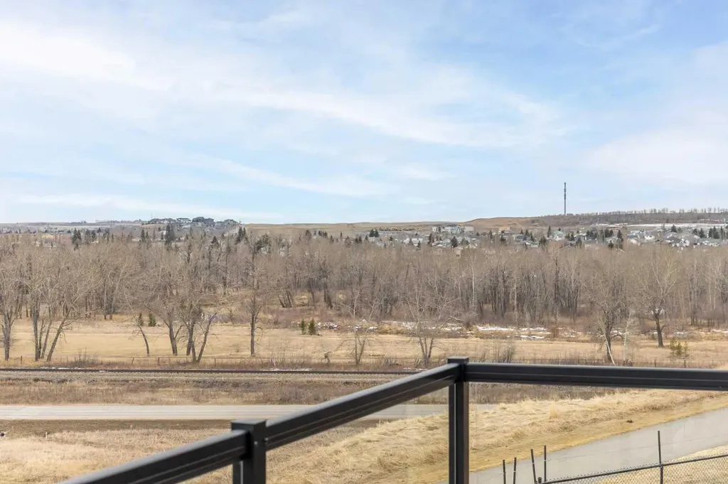 79 Mist Mountain Rise Okotoks AB T1S 5P8