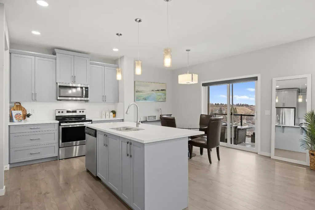 79 Mist Mountain Rise Okotoks AB T1S 5P8