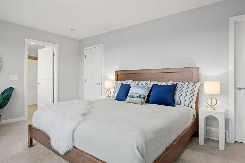 79 Mist Mountain Rise Okotoks AB T1S 5P8
