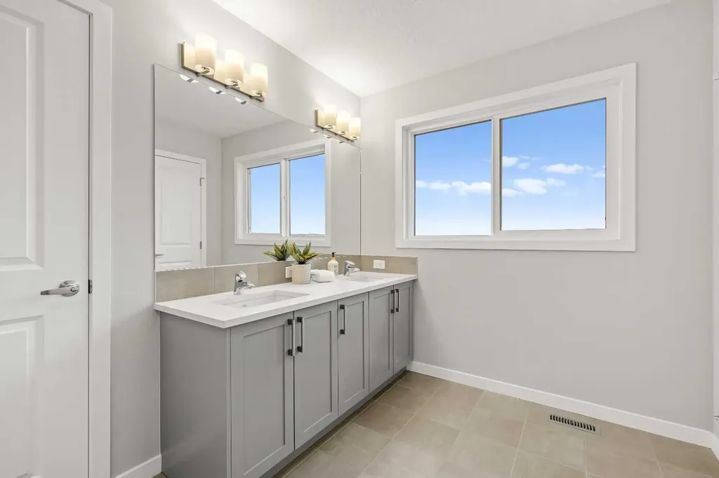 79 Mist Mountain Rise Okotoks AB T1S 5P8