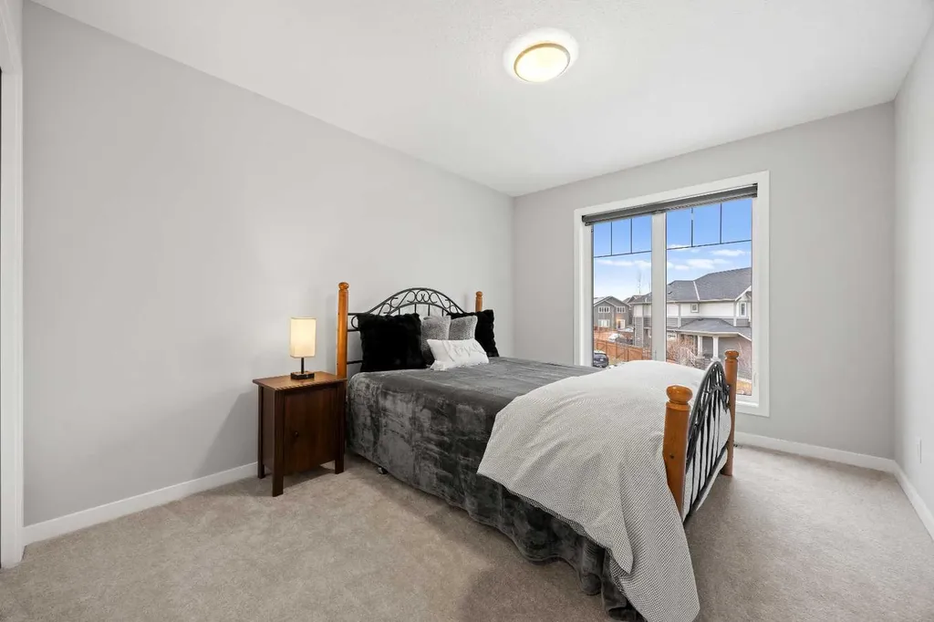 79 Mist Mountain Rise Okotoks AB T1S 5P8