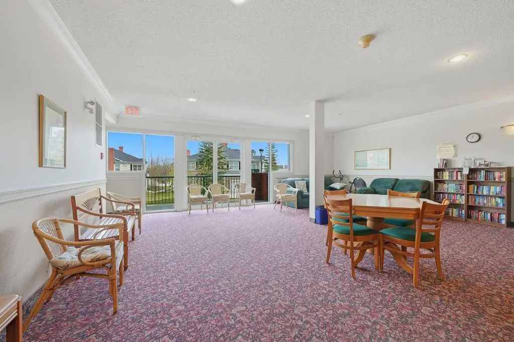 78 Prestwick Gardens SE Calgary AB T2V 3V2