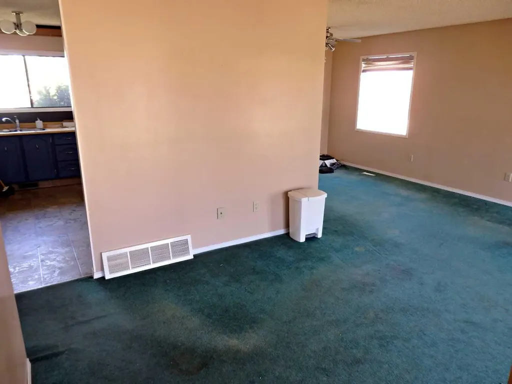 4243 48a Avenue Vermilion AB T9X 1P3