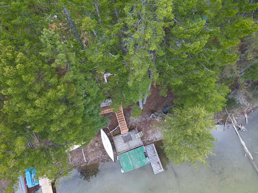 12 Lee Lake Road Rural Pincher Creek No. 9 M.d. Of AB T0K 1W0