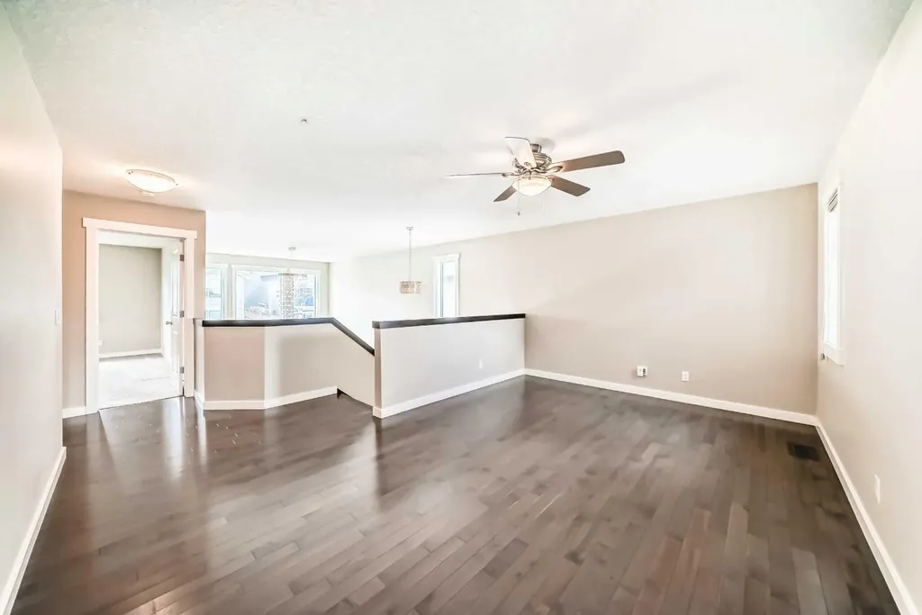210 Stonemere Green Chestermere AB T1X 0S2