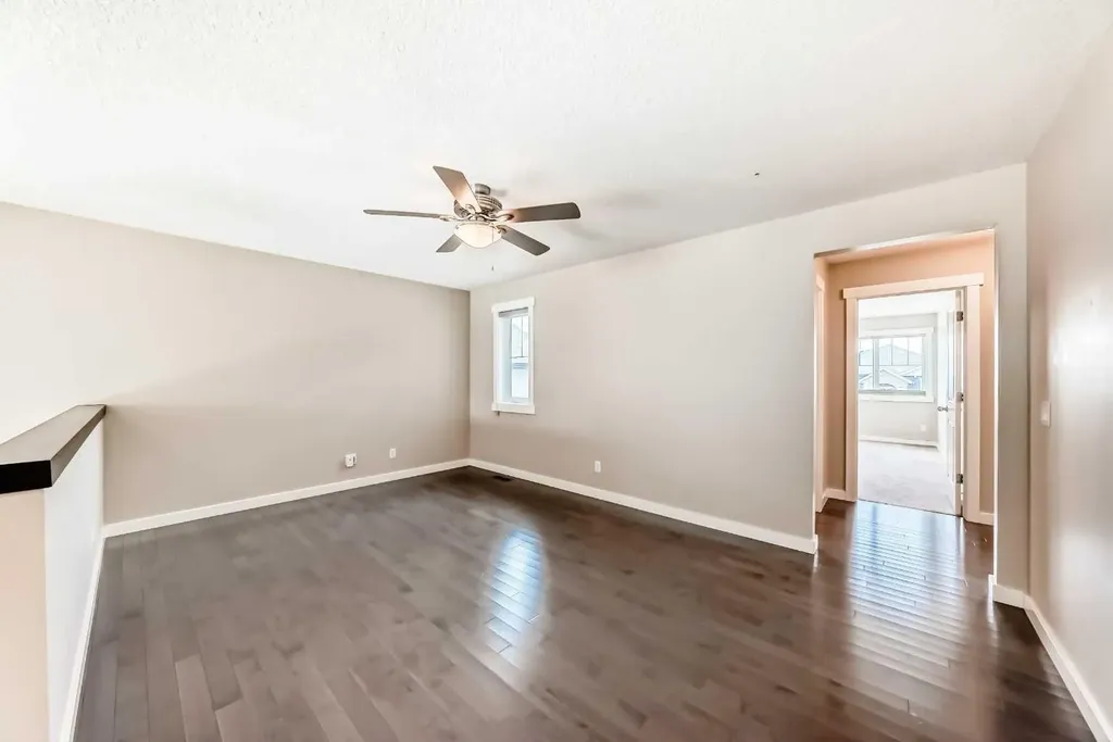 210 Stonemere Green Chestermere AB T1X 0S2