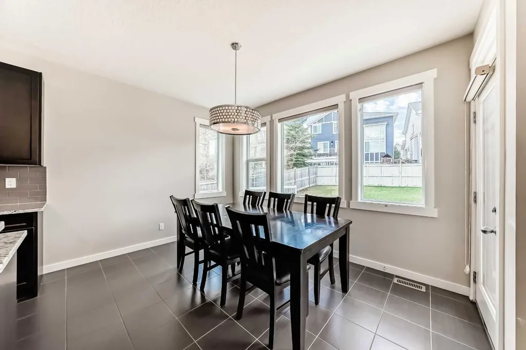 210 Stonemere Green Chestermere AB T1X 0S2