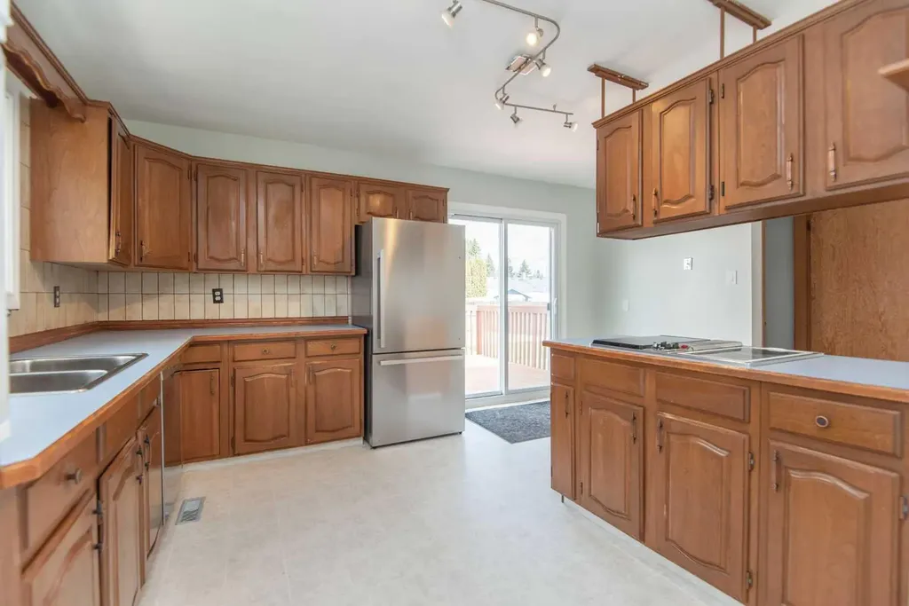 4106 38 Street Red Deer AB T4N 0W9